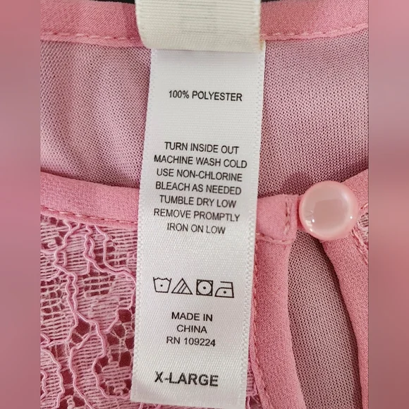 Chic Pink Lace Detail Blouse - Picture 10 of 10